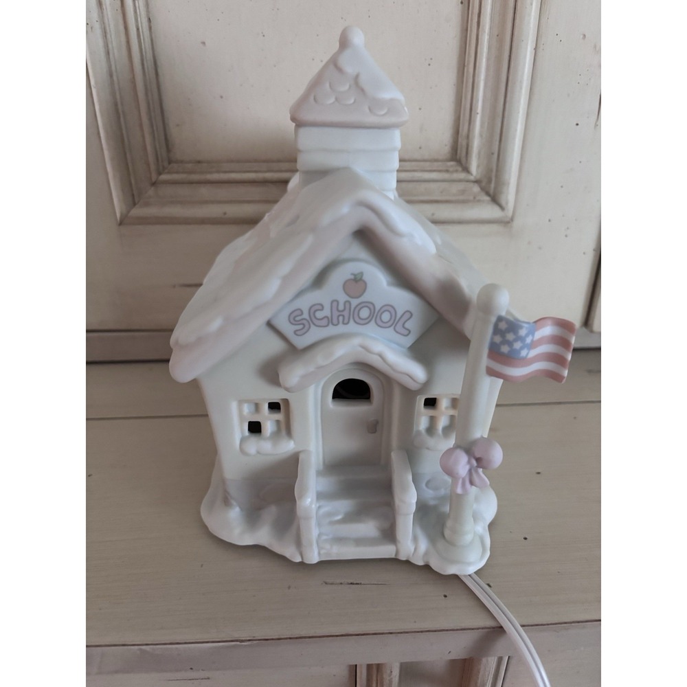 Precious Moments Sugar Town Lighted Schoolhouse Porcelain Figurine Vintage